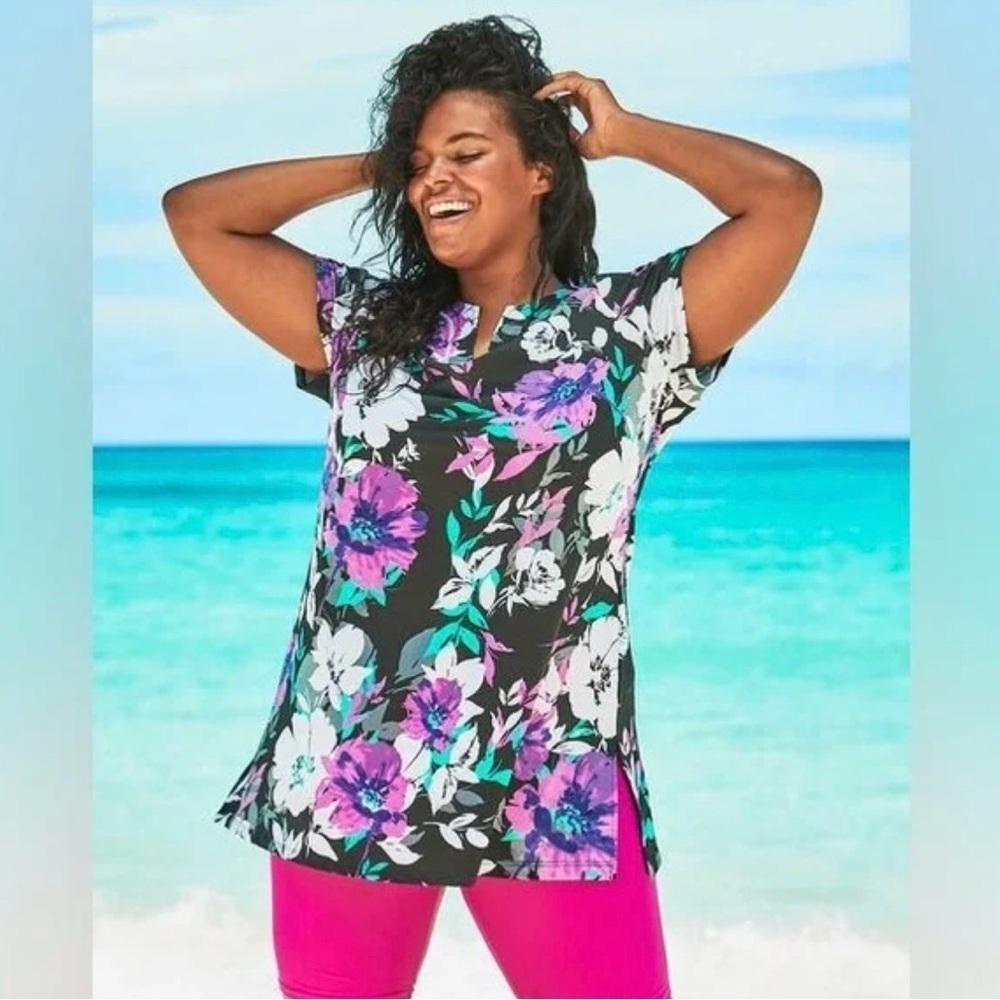 Swimsuits for All Swim Tunic Top Tee Womens Size 28 Floral Split Neck Cover Ups